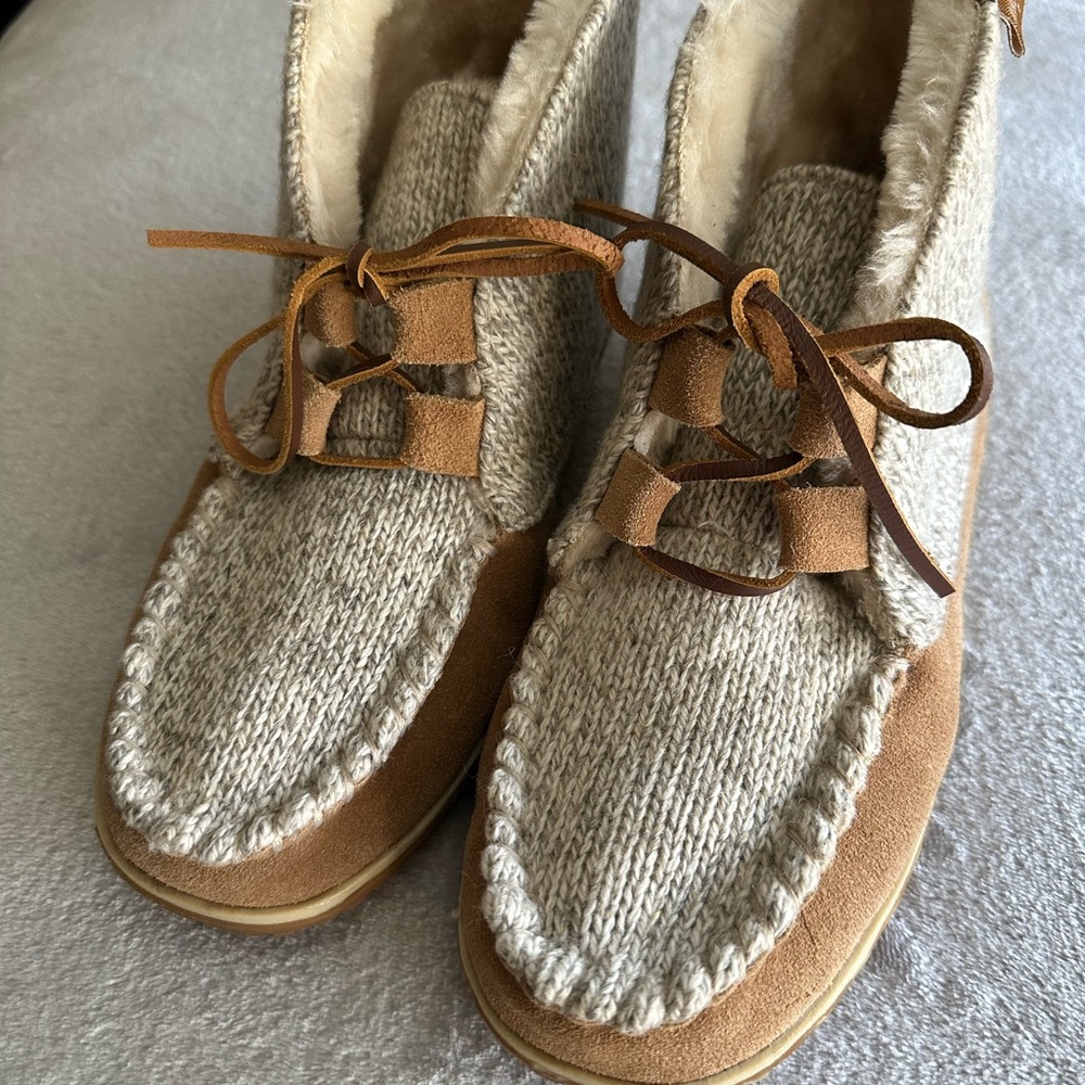 Cozy Knit and Suede Minnetonka Torrey